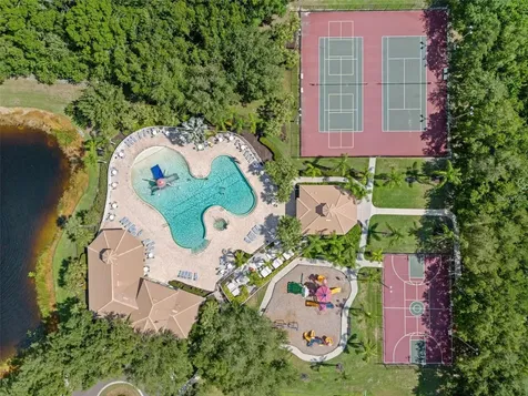 534 Chantilly Trail Bradenton FL 34212