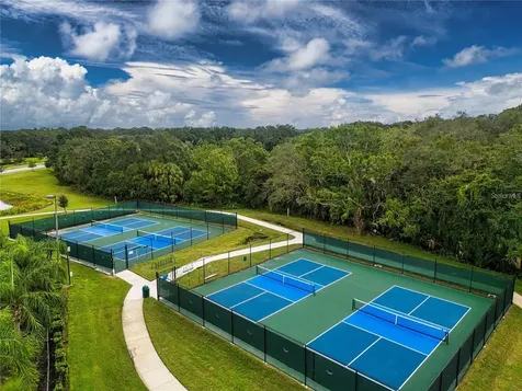 534 Chantilly Trail Bradenton FL 34212
