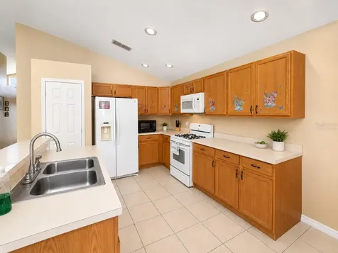 531 Silver Palms Circle Davenport FL 33837