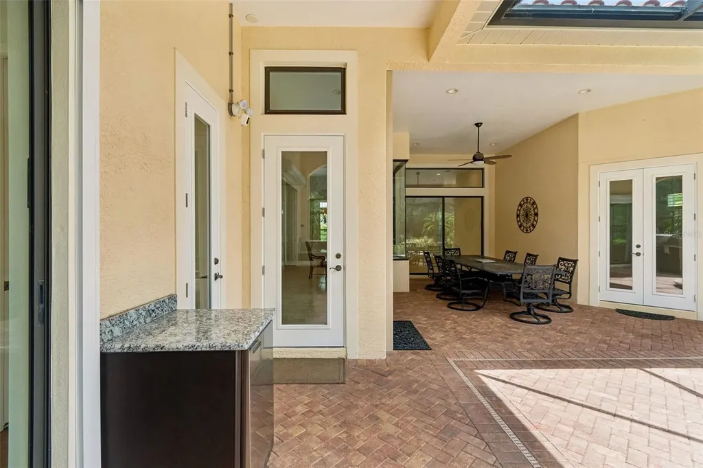 7222 Lake Forest Glen Bradenton FL 34202