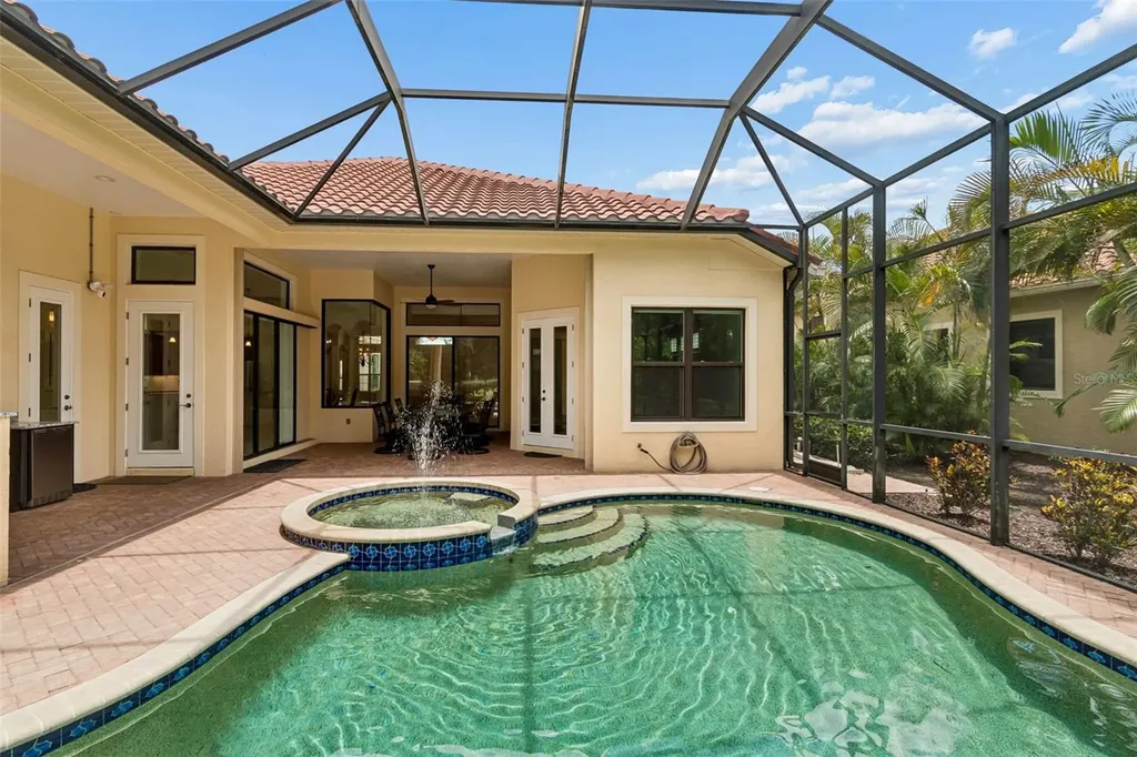 7222 Lake Forest Glen Bradenton FL 34202