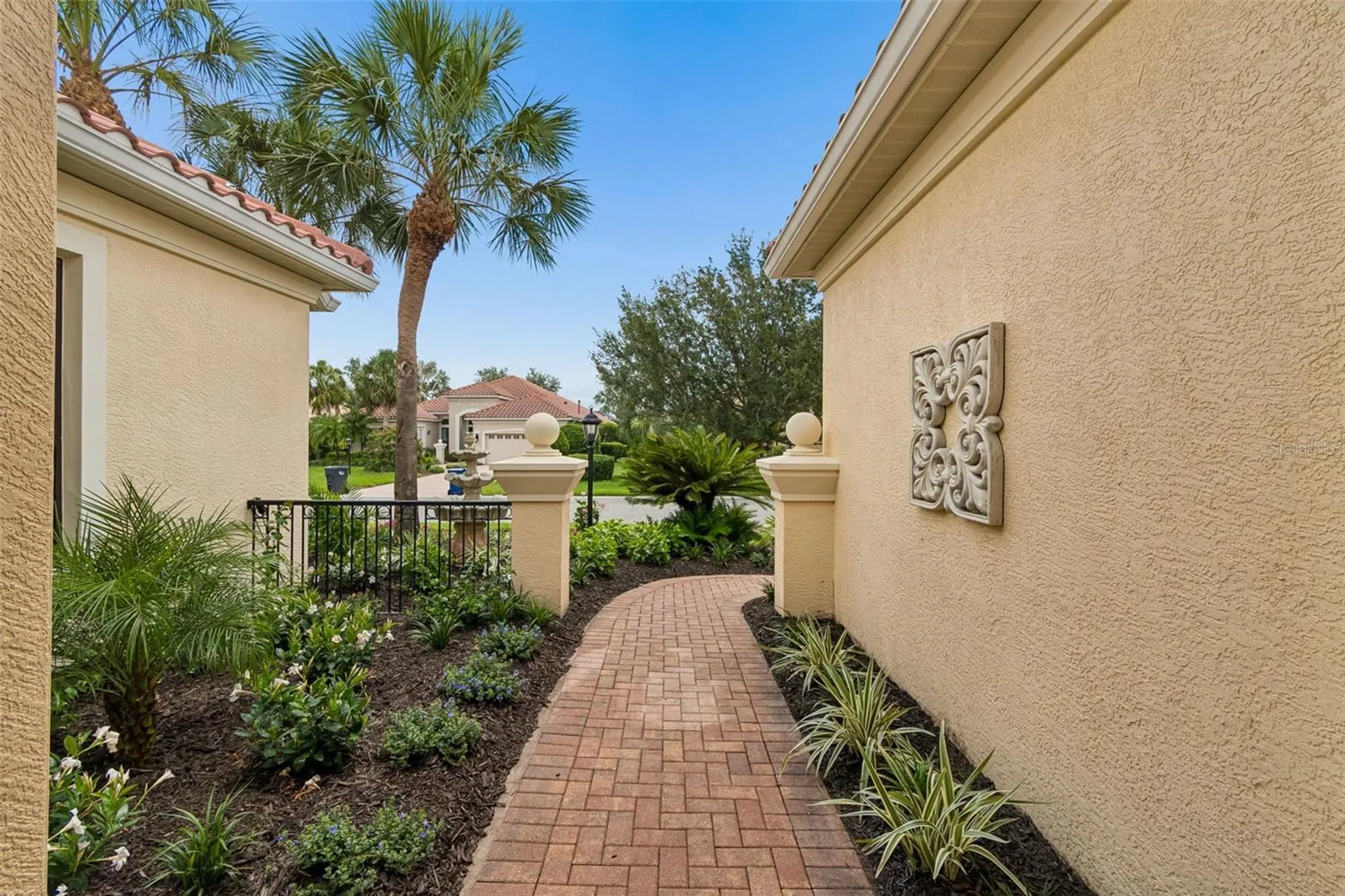 7222 Lake Forest Glen Bradenton FL 34202