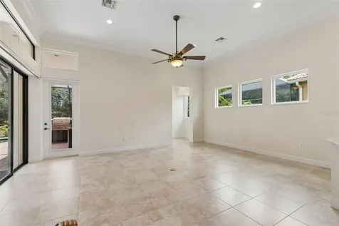 7222 Lake Forest Glen Bradenton FL 34202
