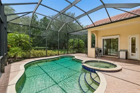 7222 Lake Forest Glen Bradenton FL 34202