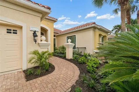 7222 Lake Forest Glen Bradenton FL 34202