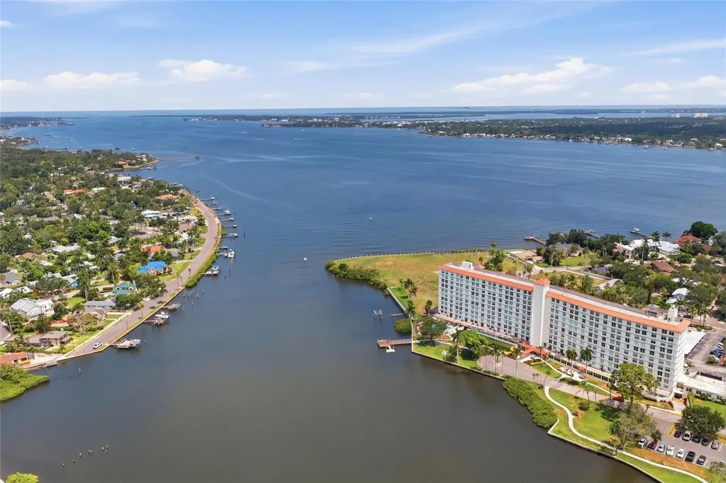 202 12th Avenue E Bradenton FL 34208