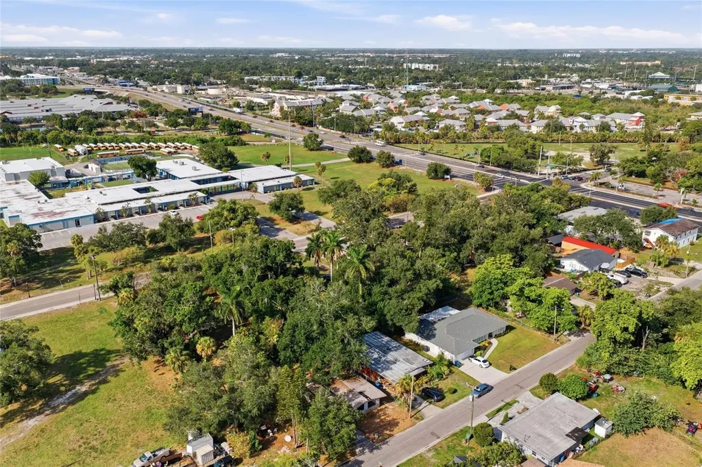 202 12th Avenue E Bradenton FL 34208