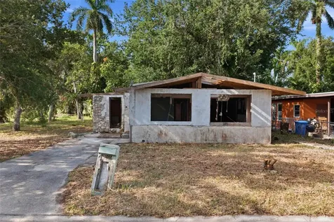 202 12th Avenue E Bradenton FL 34208