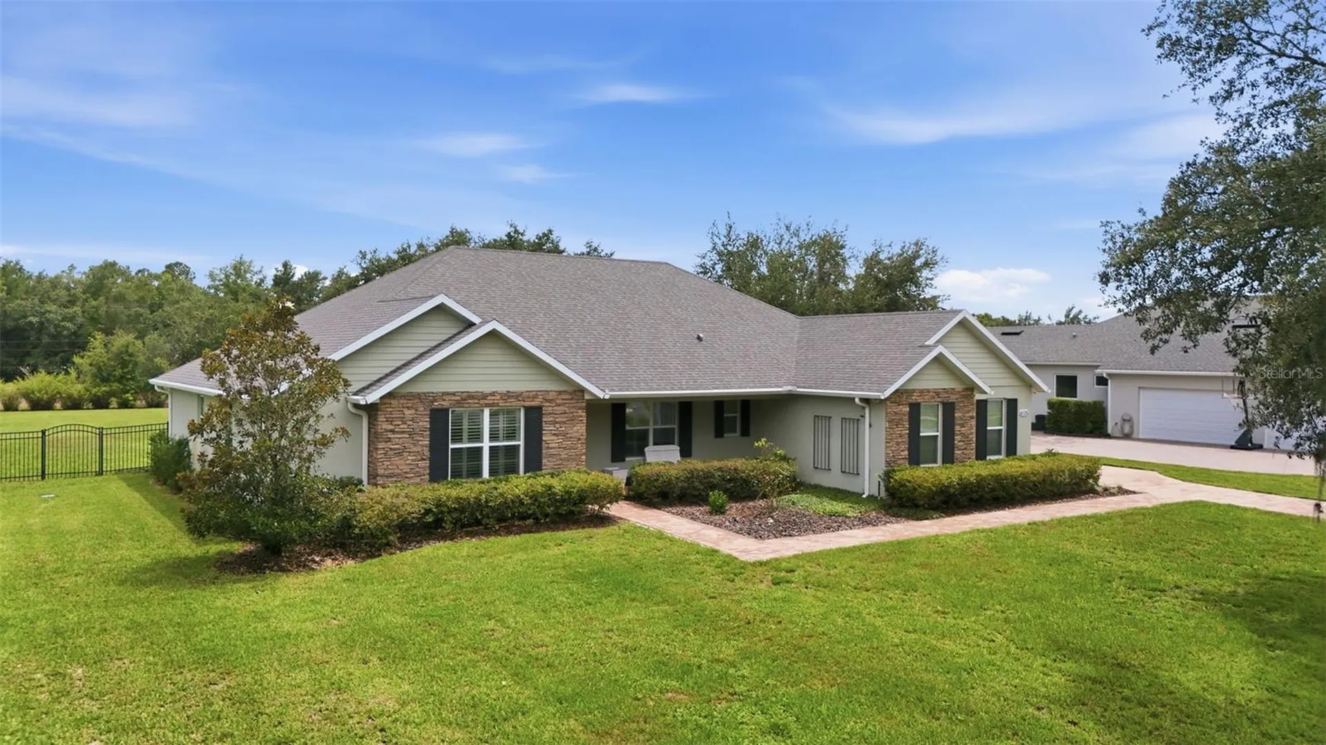 4526 Claire Rose Court Mount Dora FL 32757