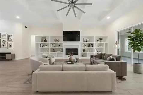 4526 Claire Rose Court Mount Dora FL 32757