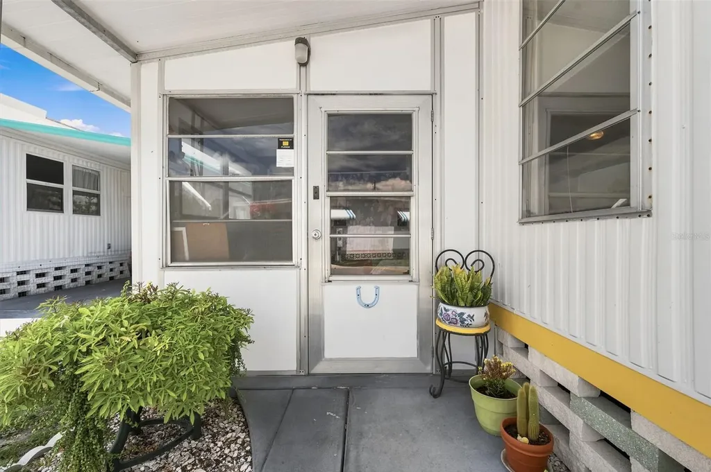 4687 67th Street N St Petersburg FL 33709