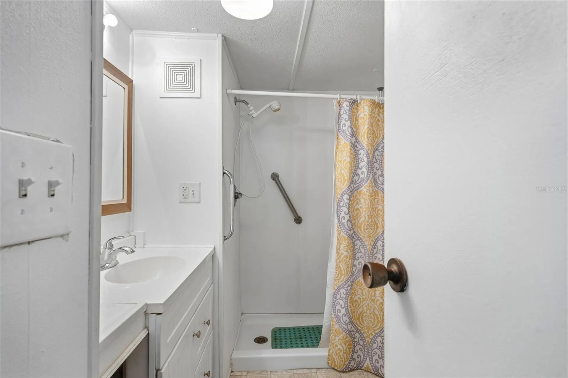 4687 67th Street N St Petersburg FL 33709