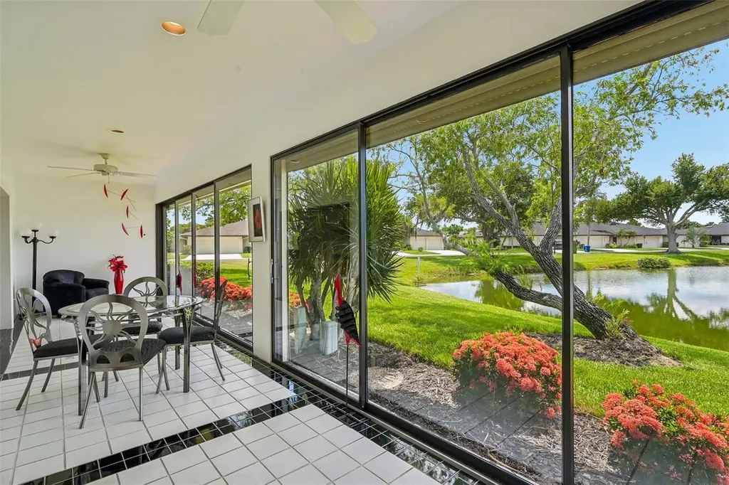 3646 Gleneagle Drive Sarasota FL 34238