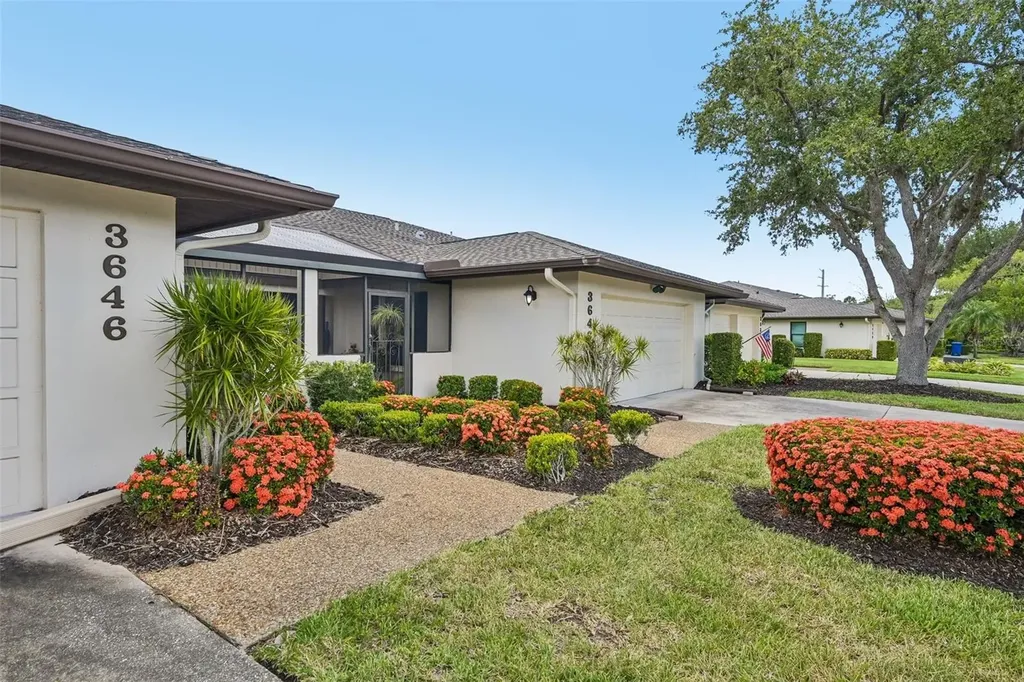 3646 Gleneagle Drive Sarasota FL 34238