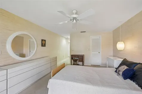 3646 Gleneagle Drive Sarasota FL 34238