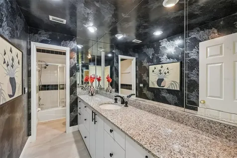 3646 Gleneagle Drive Sarasota FL 34238