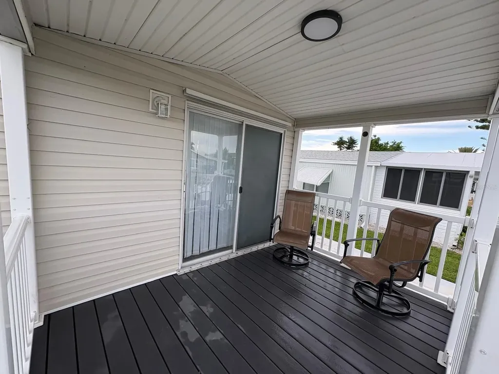 653 Los Altos North Port FL 34287