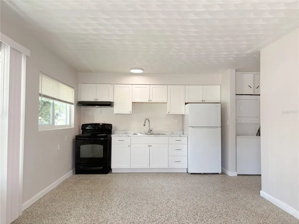 219 21st Street E Bradenton FL 34208