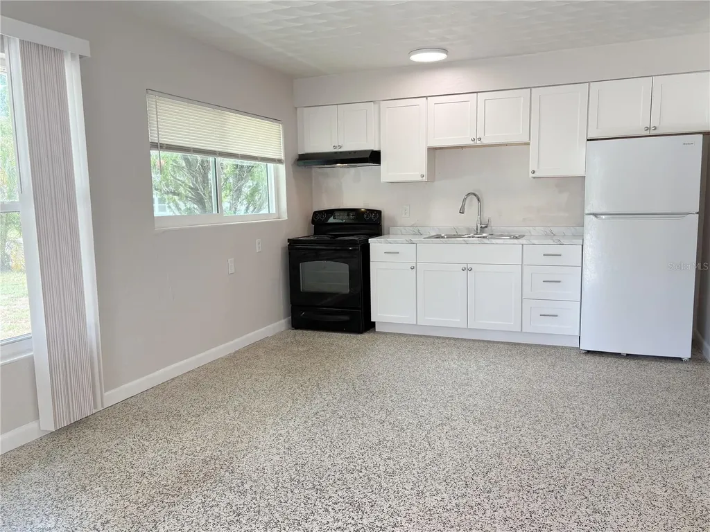 219 21st Street E Bradenton FL 34208