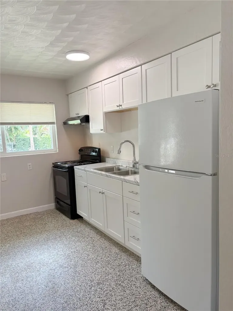 219 21st Street E Bradenton FL 34208