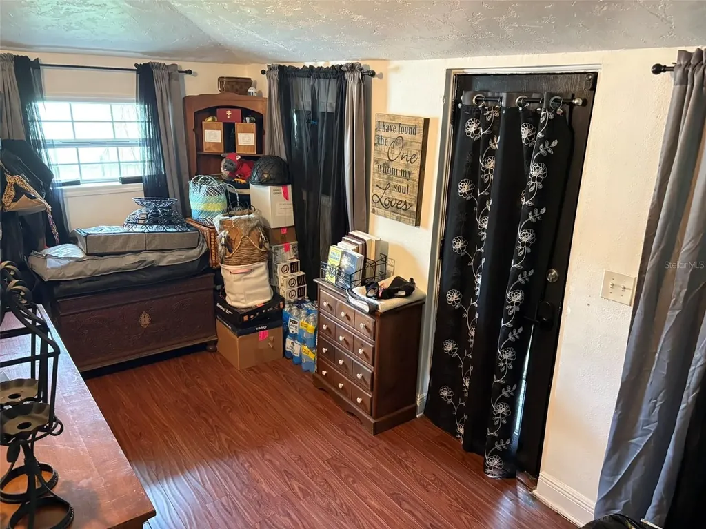 2415 Mayer Street Orlando FL 32806