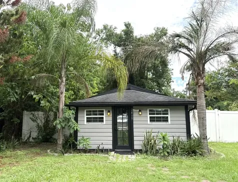 2415 Mayer Street Orlando FL 32806