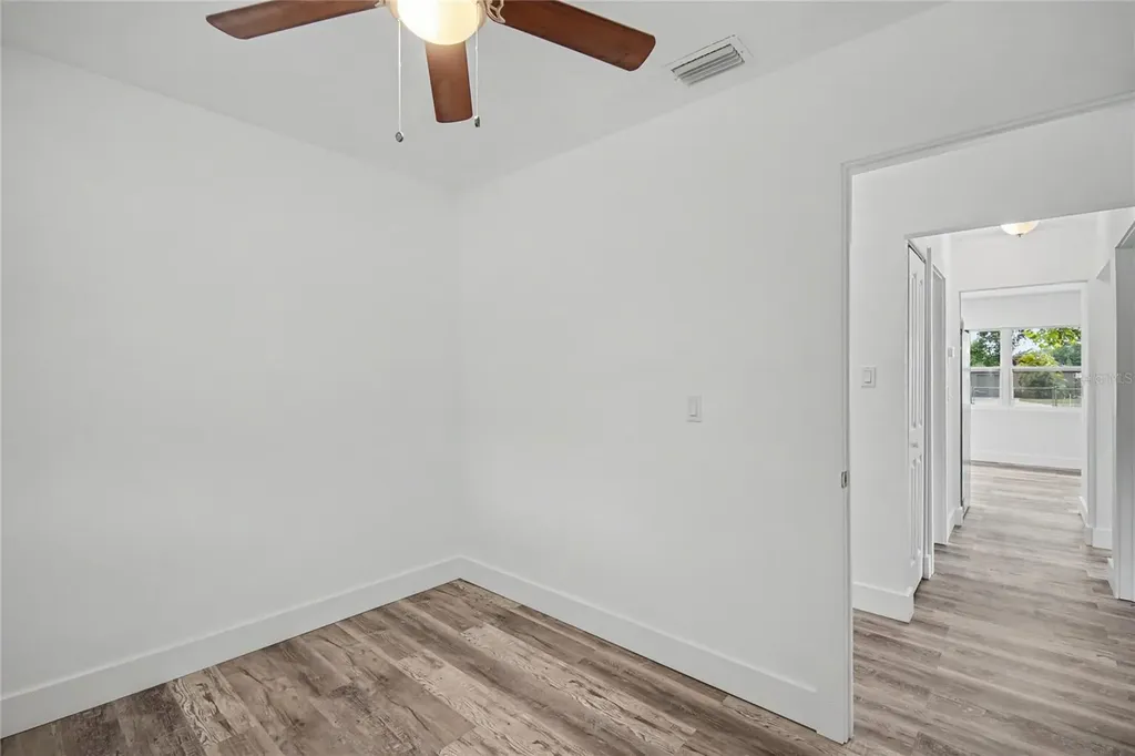 1423 18th Street W Bradenton FL 34205