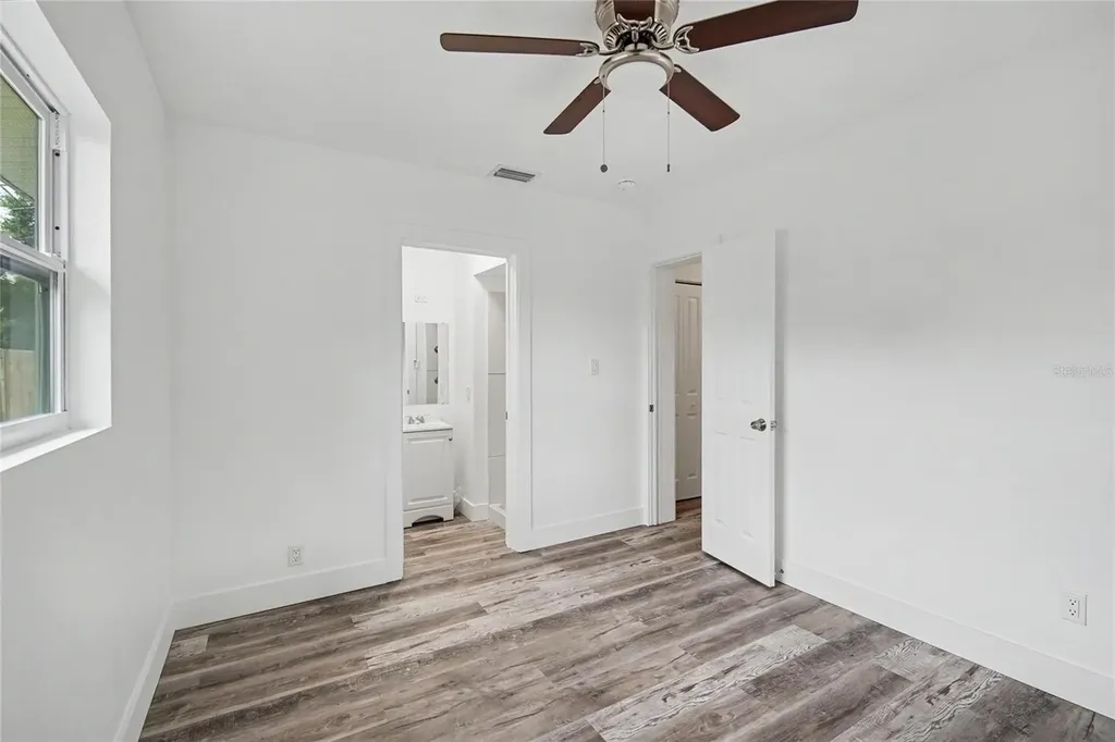 1423 18th Street W Bradenton FL 34205