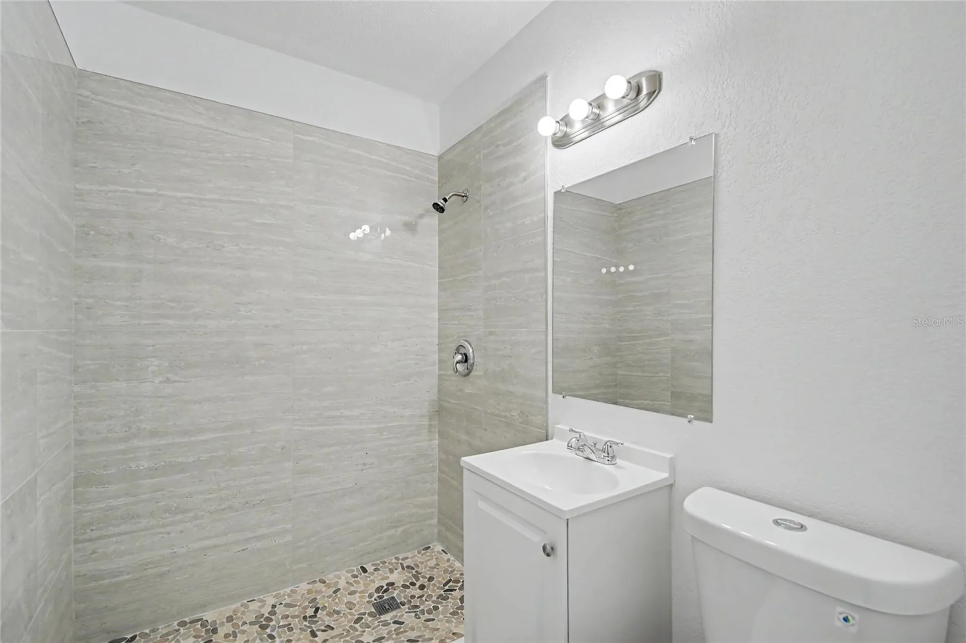 1423 18th Street W Bradenton FL 34205