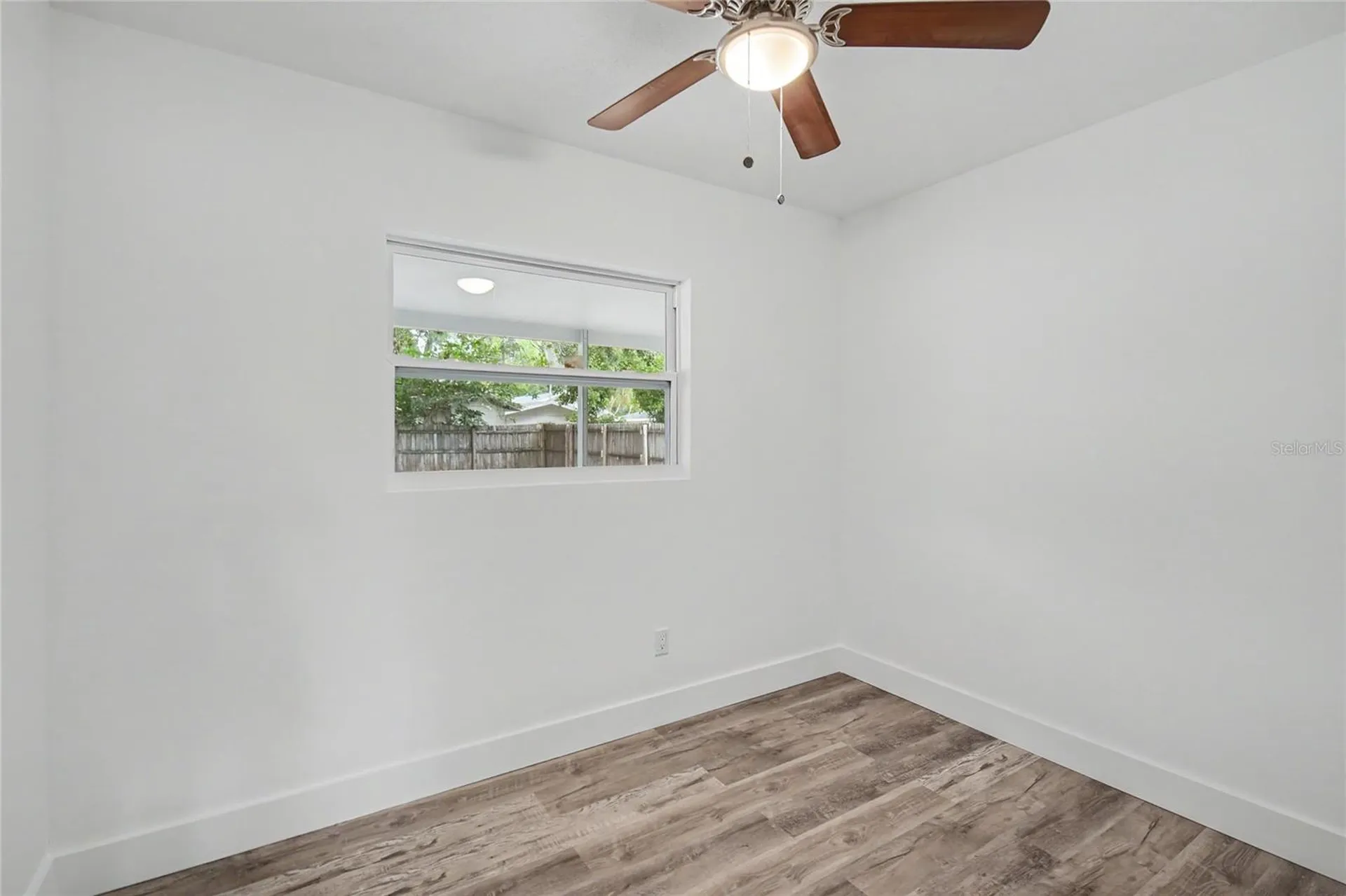 1423 18th Street W Bradenton FL 34205