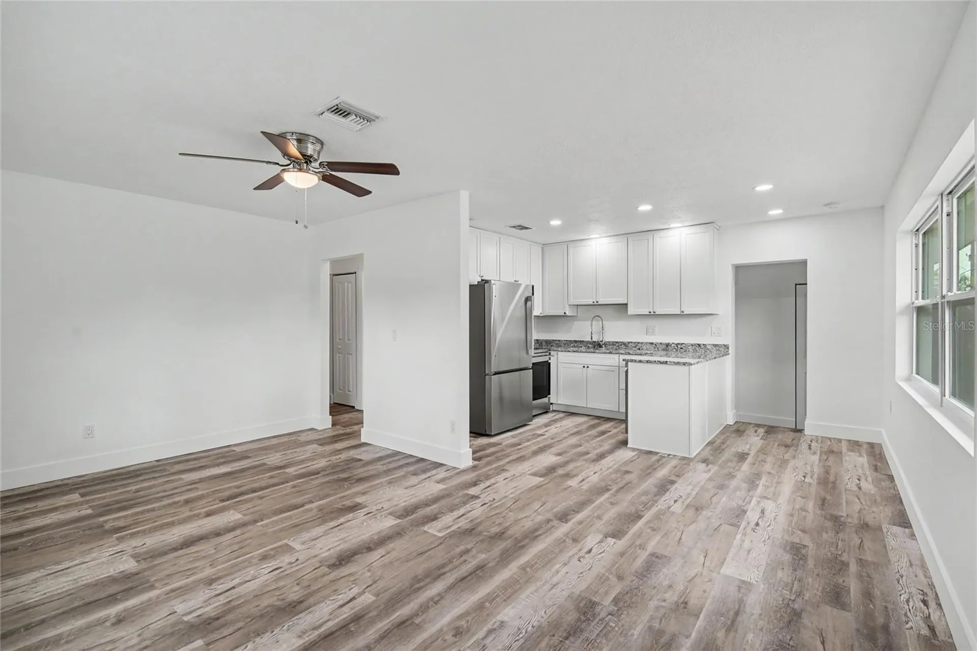 1423 18th Street W Bradenton FL 34205