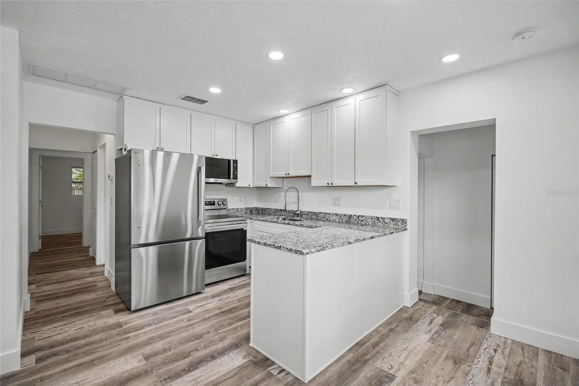 1423 18th Street W Bradenton FL 34205