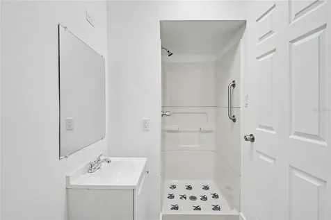 1423 18th Street W Bradenton FL 34205