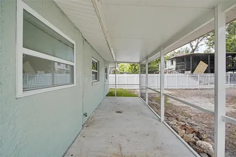 1423 18th Street W Bradenton FL 34205