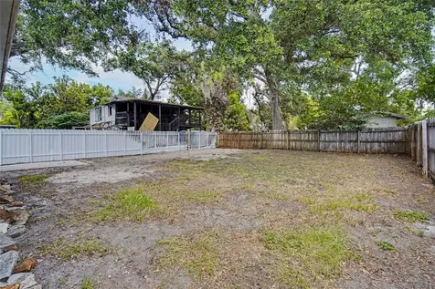1423 18th Street W Bradenton FL 34205