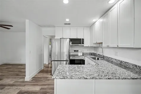 1423 18th Street W Bradenton FL 34205