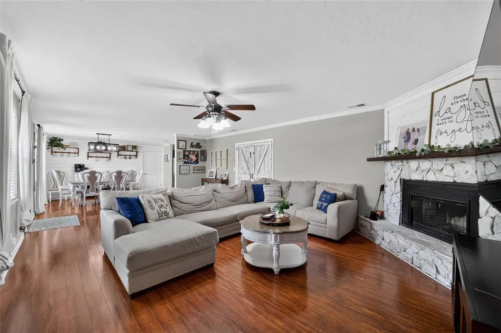 1861 SE 56th Court Ocala FL 34480