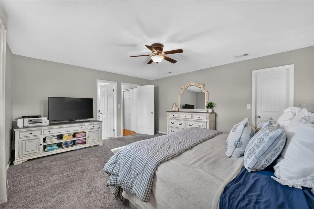 1861 SE 56th Court Ocala FL 34480