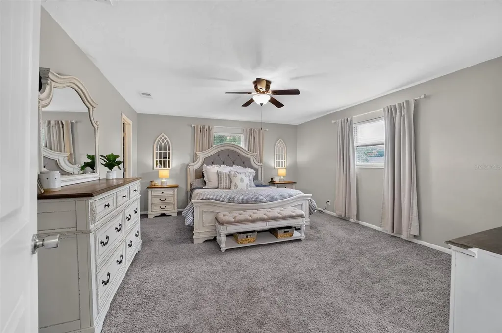 1861 SE 56th Court Ocala FL 34480
