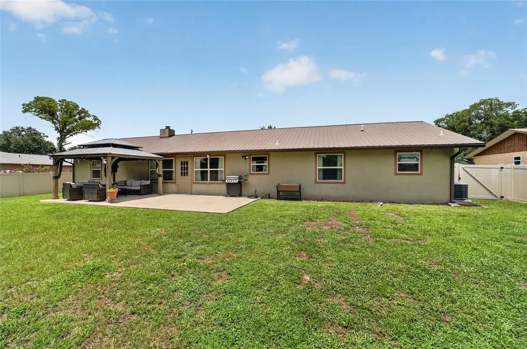 1861 SE 56th Court Ocala FL 34480