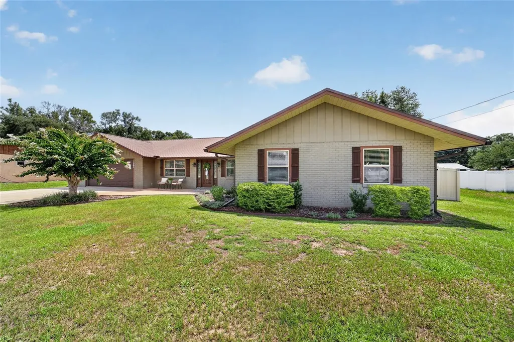 1861 SE 56th Court Ocala FL 34480