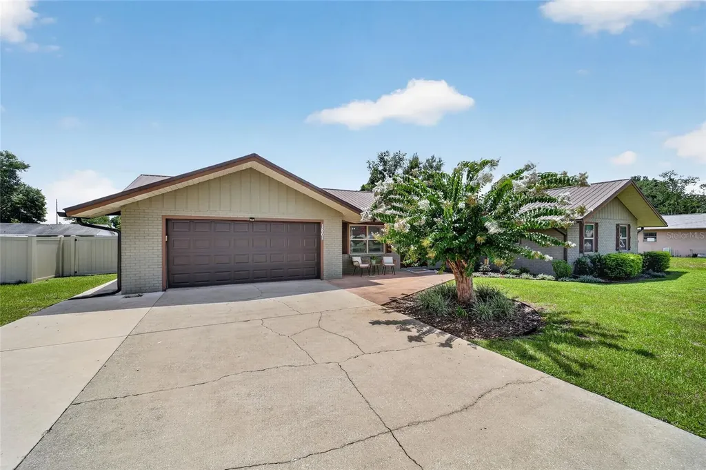 1861 SE 56th Court Ocala FL 34480