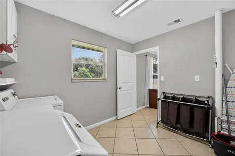 1861 SE 56th Court Ocala FL 34480