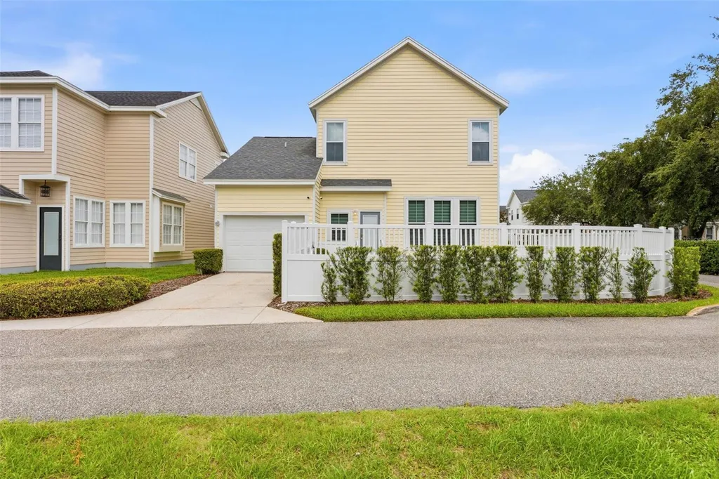 185 Longview Avenue Kissimmee FL 34747