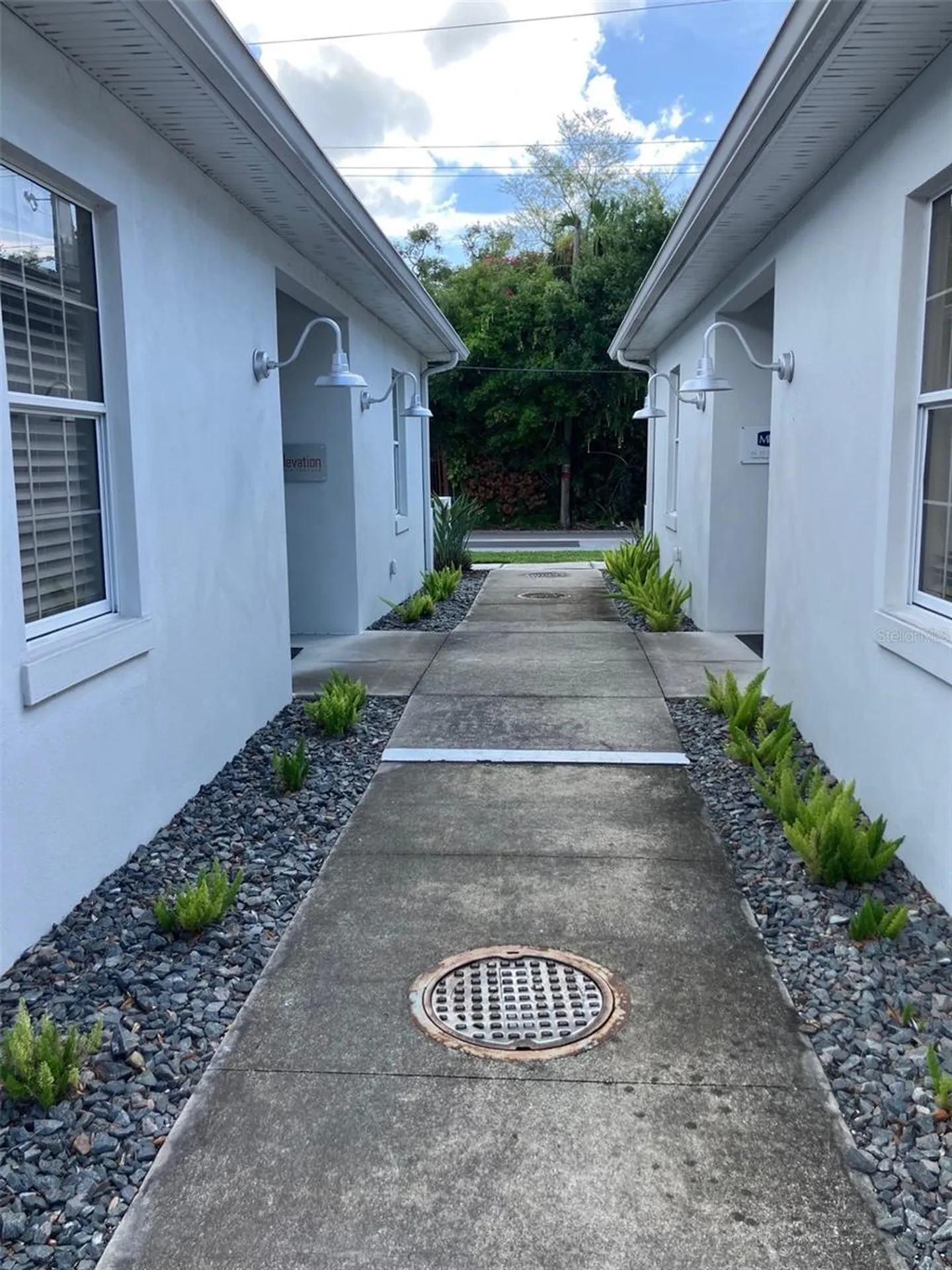 5813 And 5815 S Macdill Avenue Tampa FL 33611