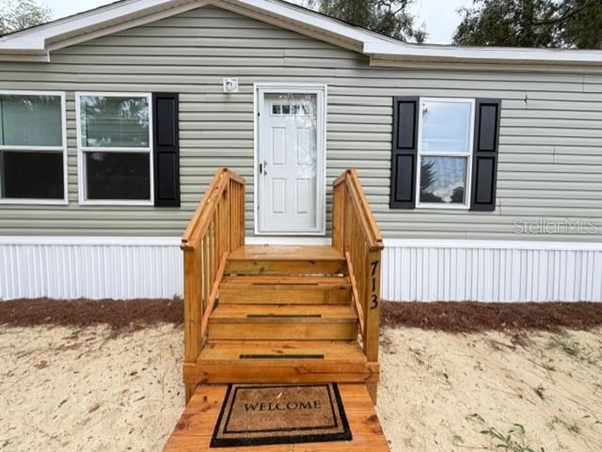 713 NE 3rd Street Chiefland FL 32626
