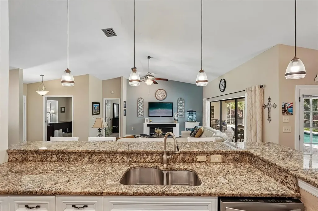 3941 Kingston Drive Sarasota FL 34238