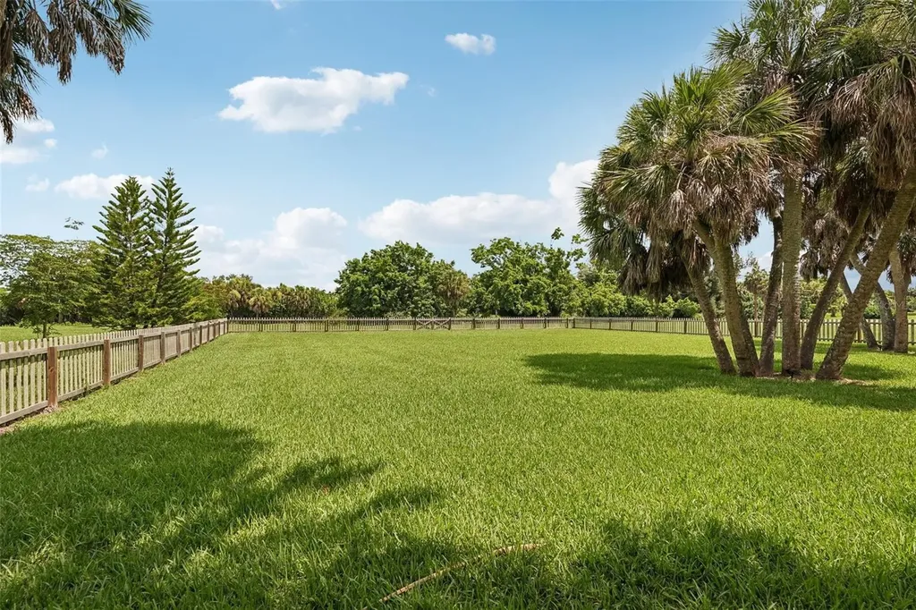 3941 Kingston Drive Sarasota FL 34238