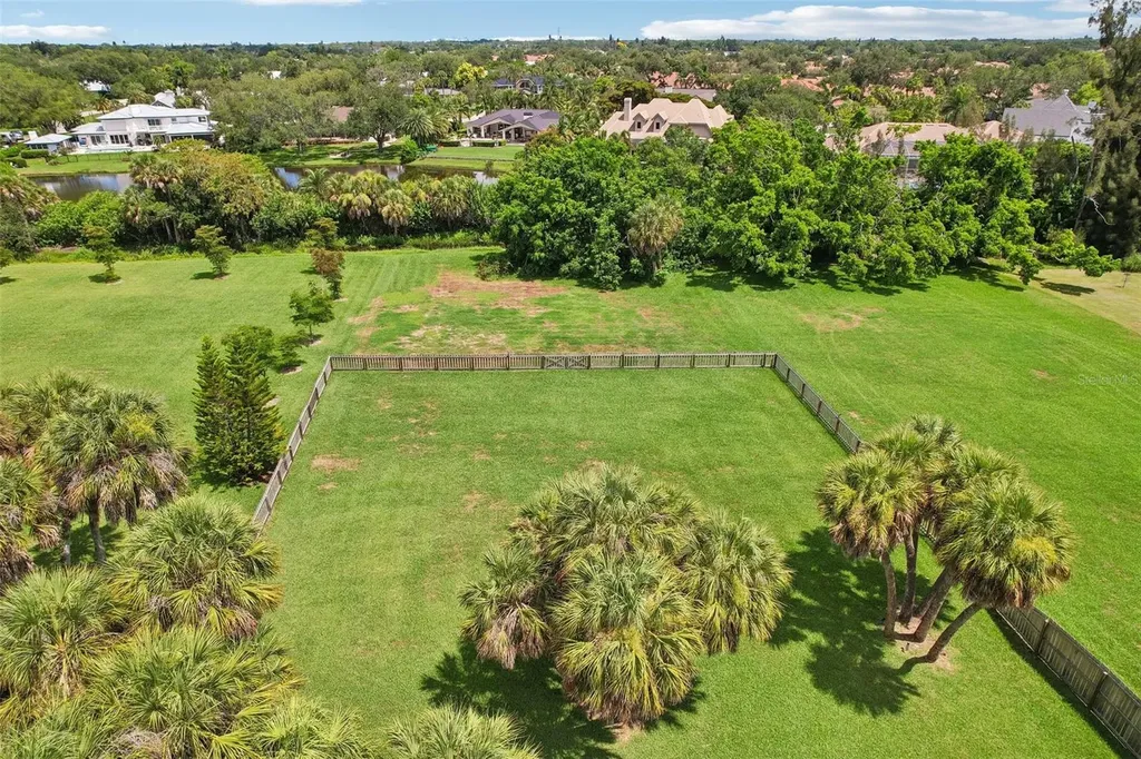 3941 Kingston Drive Sarasota FL 34238