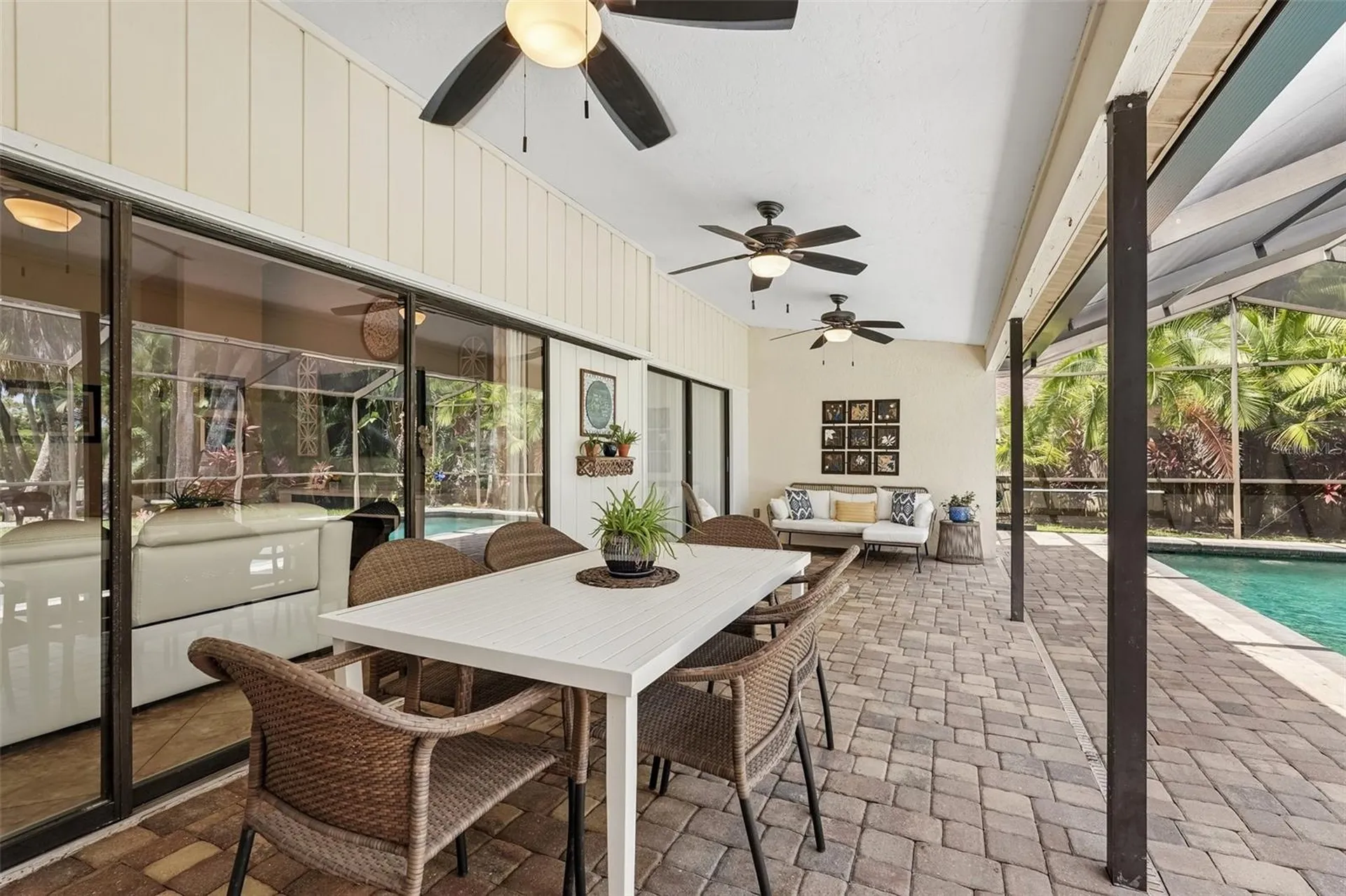 3941 Kingston Drive Sarasota FL 34238